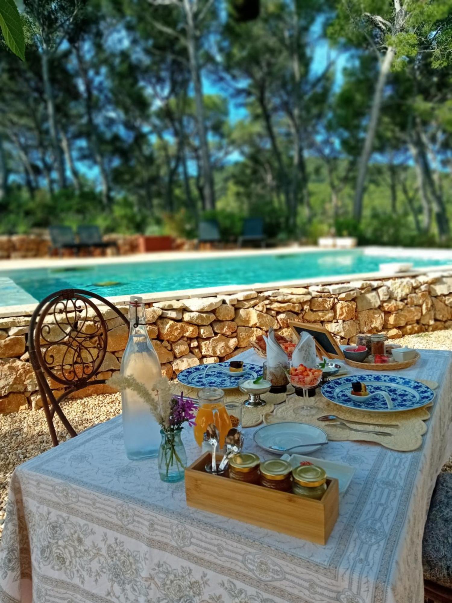 Les Pieds Tanques - Chambres D'Hotes - Calanque A Pieds Saint-Cyr-sur-Mer Exterior photo